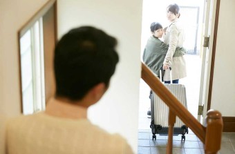 幼少期に父親と別離した娘