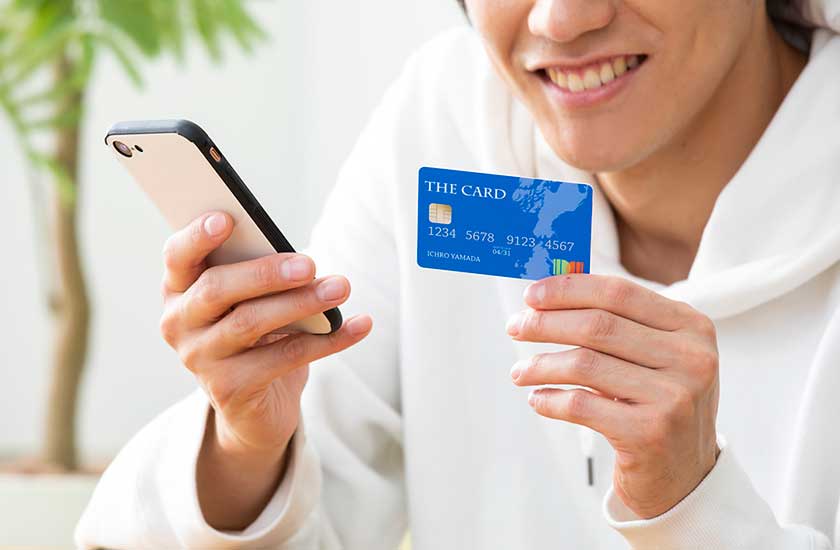 クレジットカード滞納が原因で夜逃げした男性