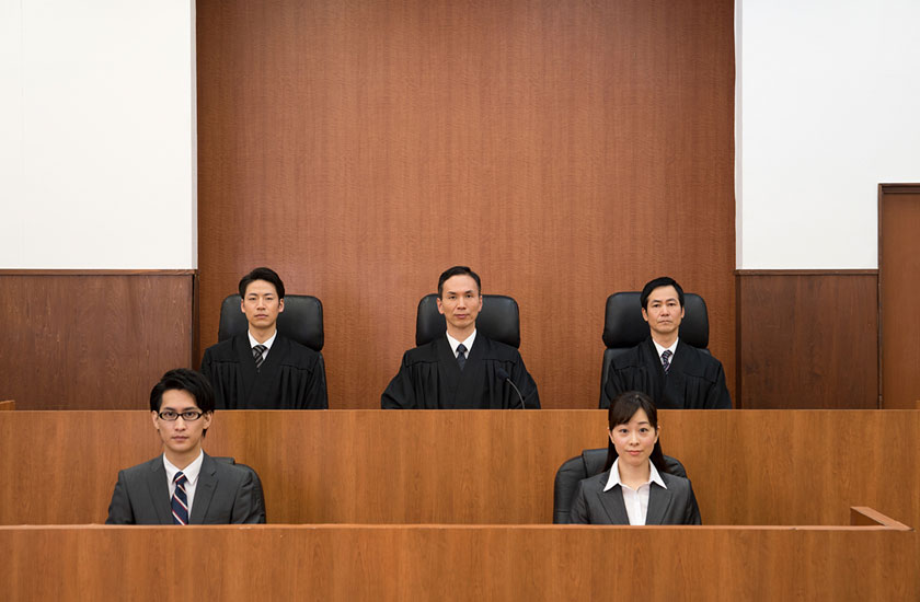 法的な証拠から不貞行為を判断する裁判官