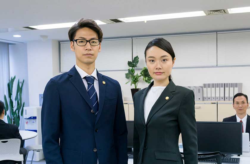 浮気問題の法律相談を行う弁護士