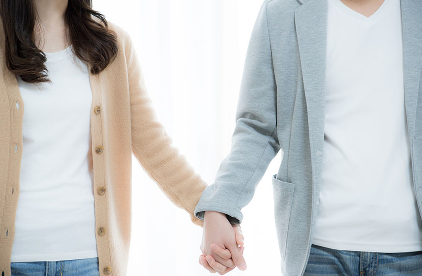 浮気トラブルを防ぐため信頼関係を構築する夫婦