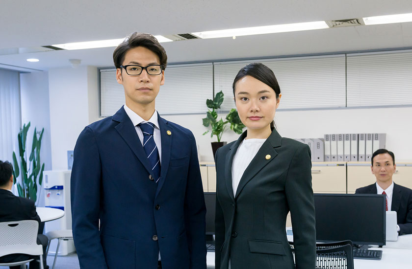 法的手続きをスムーズに進行させる弁護士