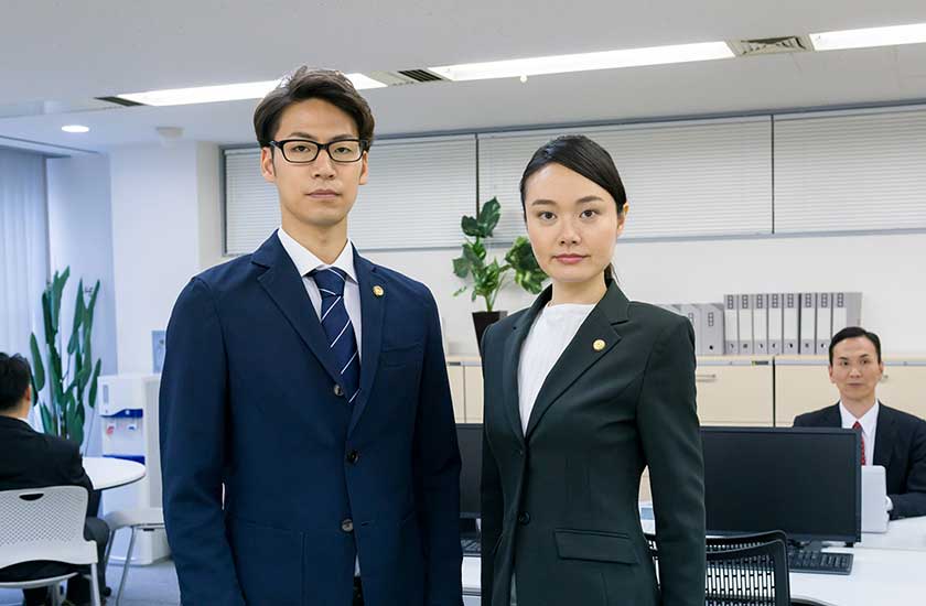 妻の浮気の相談に応える弁護士