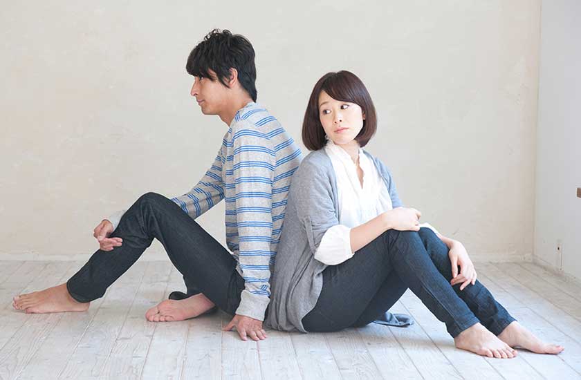 夫婦関係にすれ違いを感じる妻