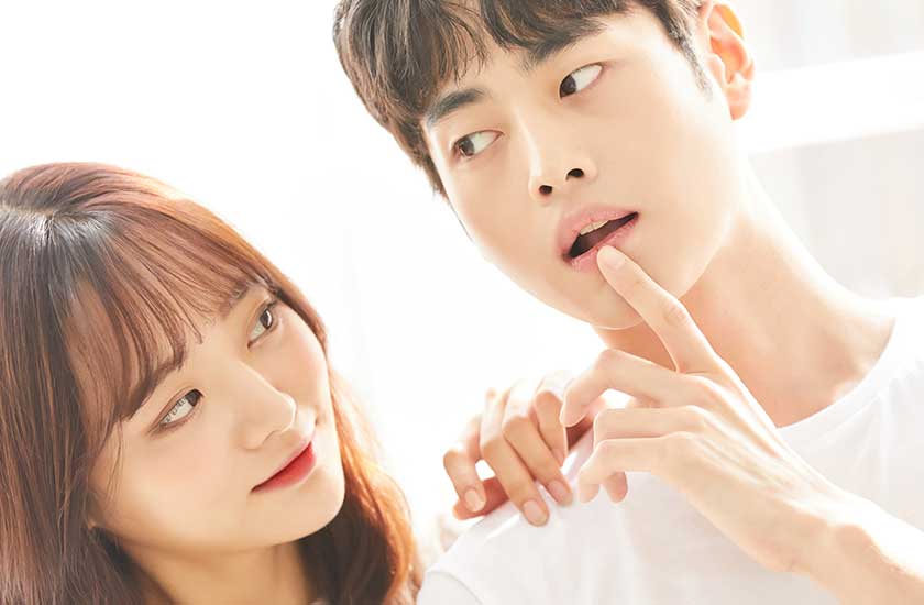 妻に嘘をつく夫