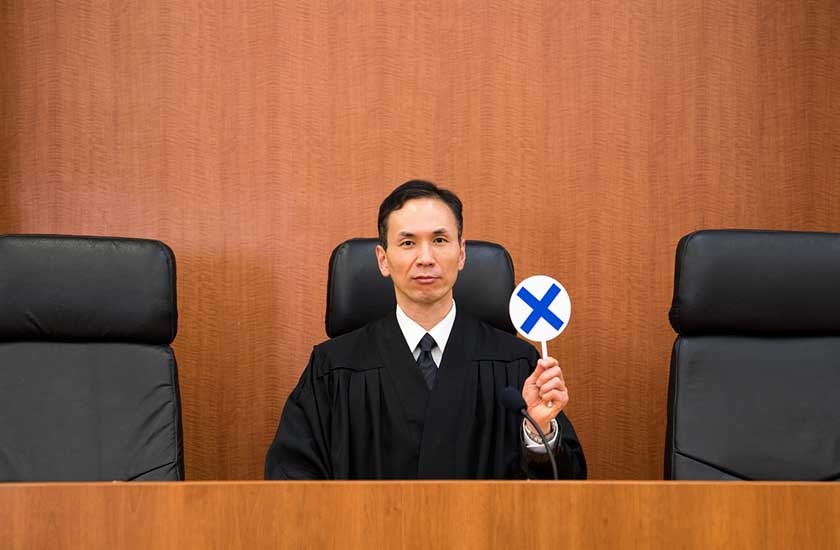 違法行為と認定した裁判官