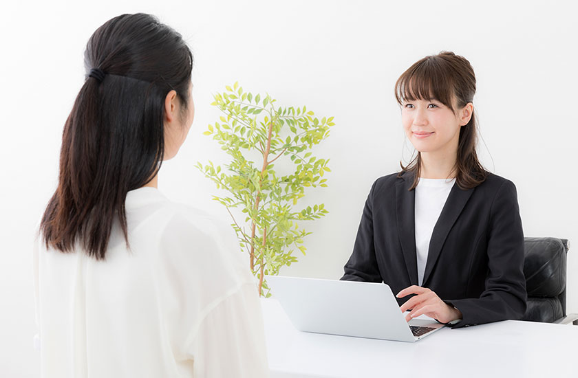彼氏の浮気の疑いの相談にのる探偵