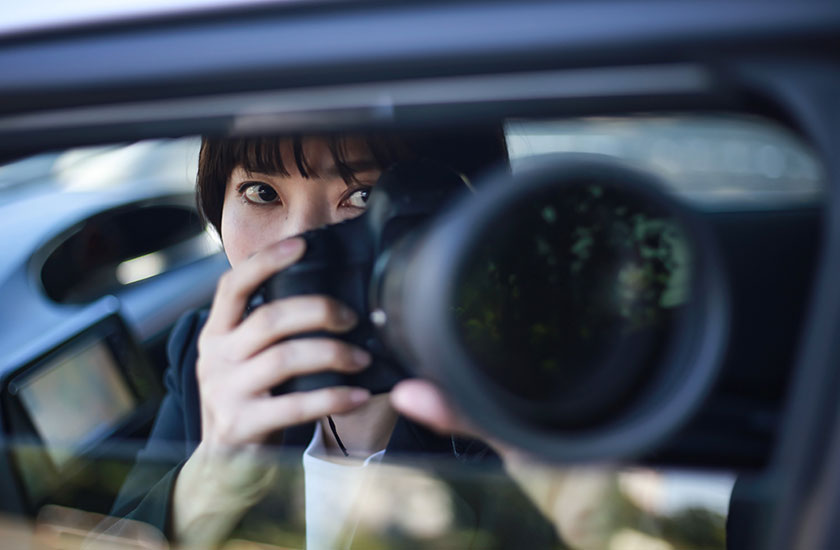 音信不通になった婚約者の調査を行う探偵
